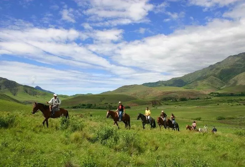 Estancia Las Carreras