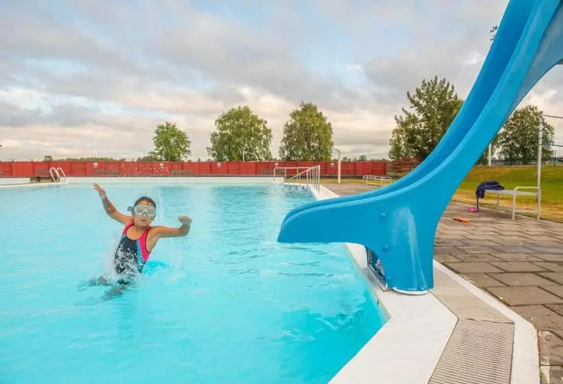 בית מלון כפרי Grand Arctic Resort