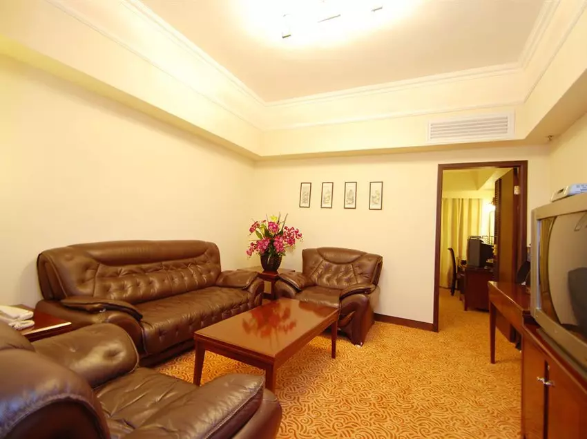 Hotel Overseas Chinese Friendship