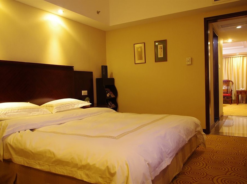 ホテル Overseas Chinese Friendship