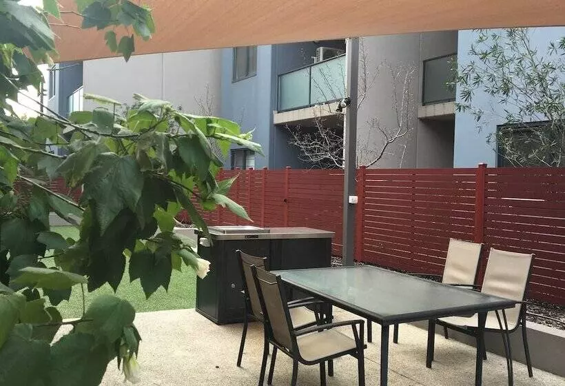 酒店 Quest Glen Waverley