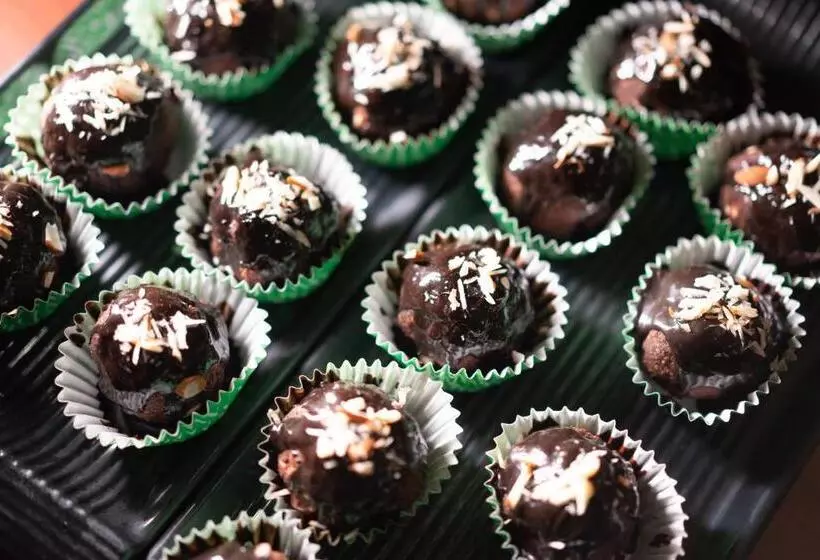 酒店 Shelter Beach Resort