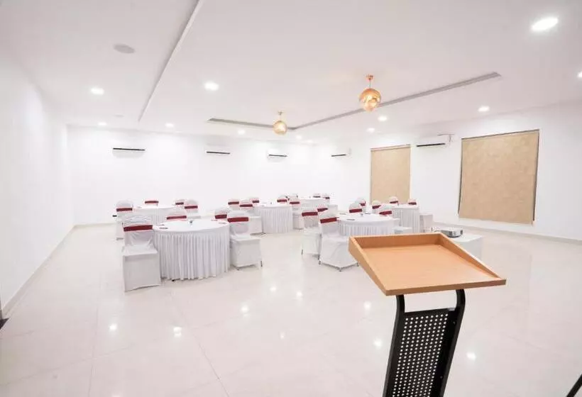 酒店 Shelter Beach Resort