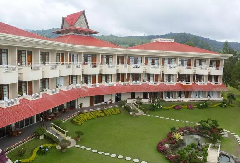 Hotel Sinabung Hills Berastagi