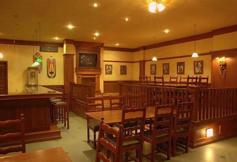 فندق Sinabung Hills Berastagi