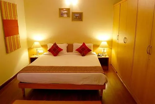 ホテル Sterling Suites Langford Town