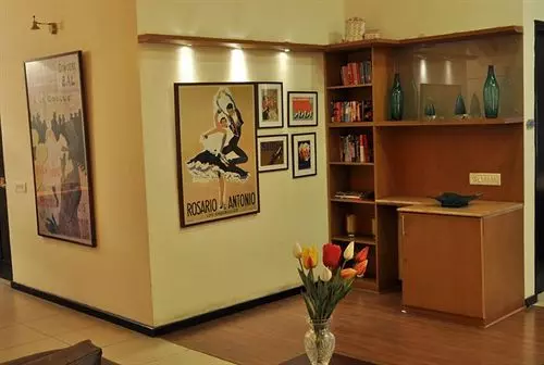 ホテル Sterling Suites Langford Town