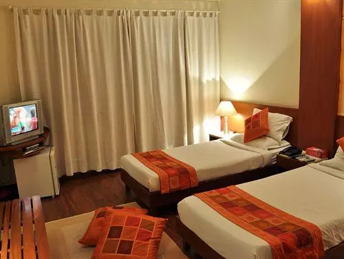 ホテル Sterling Suites Langford Town