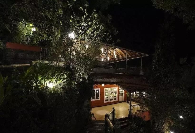 هتل Tea Valley Resort, Munnar