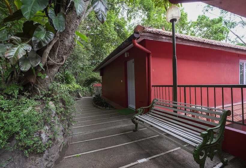 호텔 Tea Valley Resort, Munnar