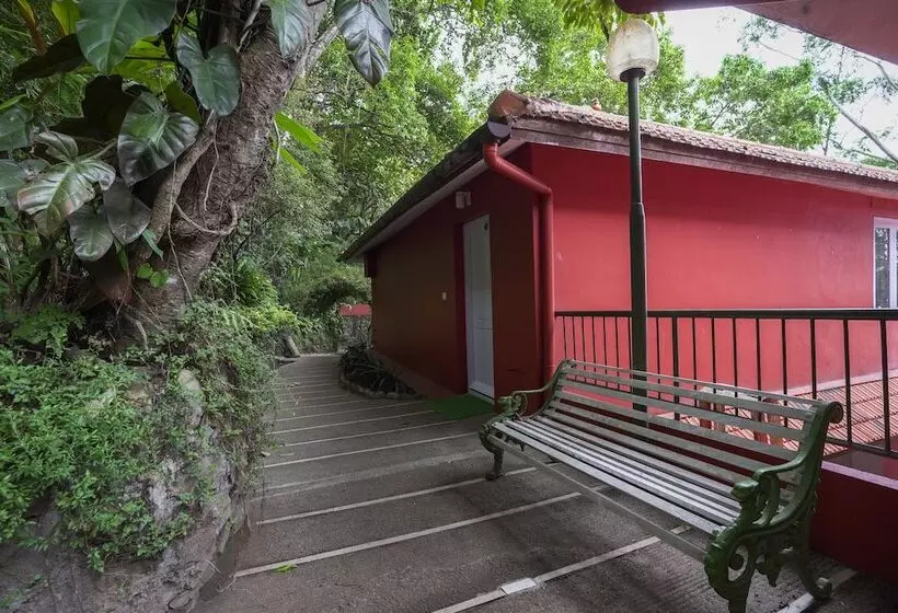 هتل Tea Valley Resort, Munnar