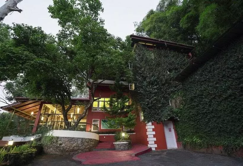 هتل Tea Valley Resort, Munnar