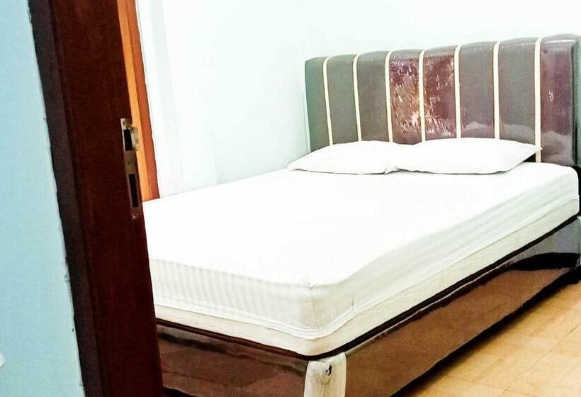 בית מלון כפרי Homestay Dieng Persada Syariah Mitra Reddoorz