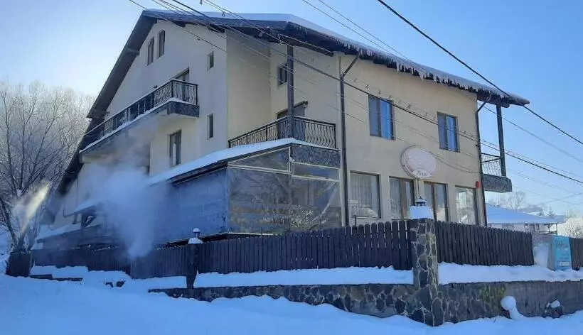 ホテル Pensiunea Montan Din Bran,sat Simon Spa Indoor