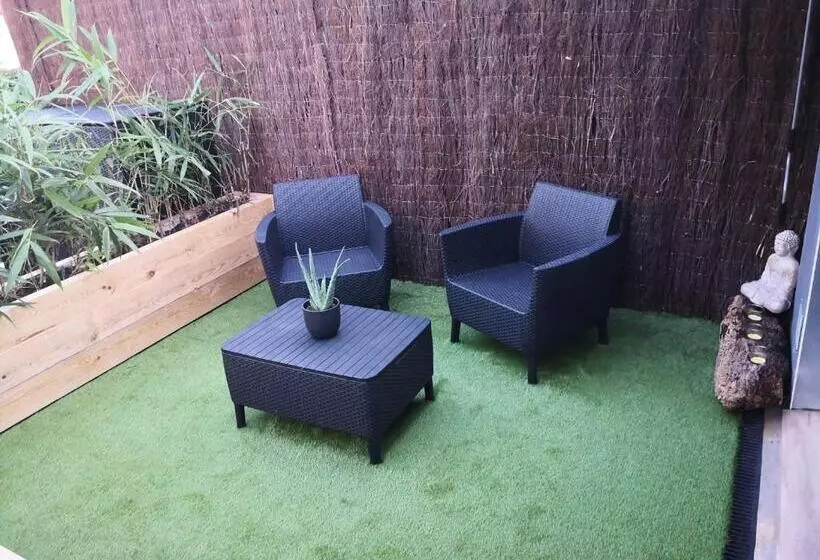 Aamiaismajoitus (B&B) V&spa 2 Chambres D Hôtes Avec Spa Privatif Dont Une Avec Un Sauna