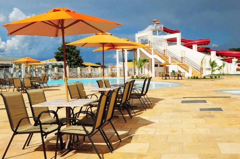 هتل Cd Lacqua Diroma