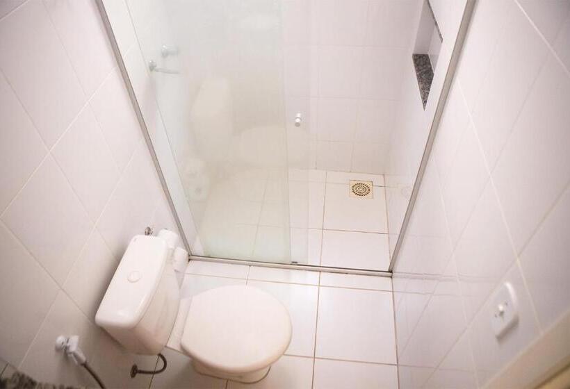 هتل Cd Lacqua Diroma