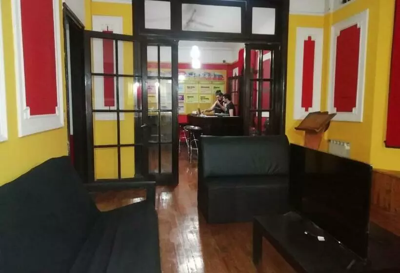 Katana Capsule Hostel