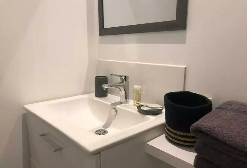 Le Rocher Appart Hôtel