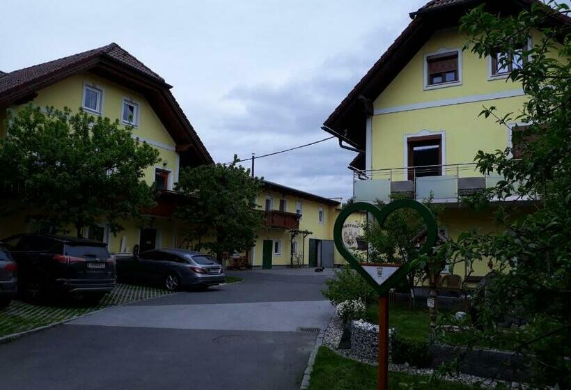 Bed and Breakfast Obsthof Glück