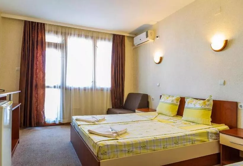 Hotelli хотел бриз