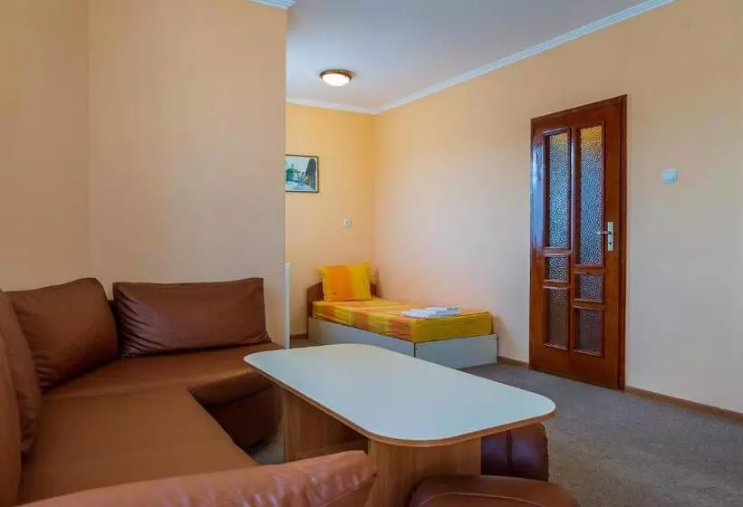 Hotelli хотел бриз