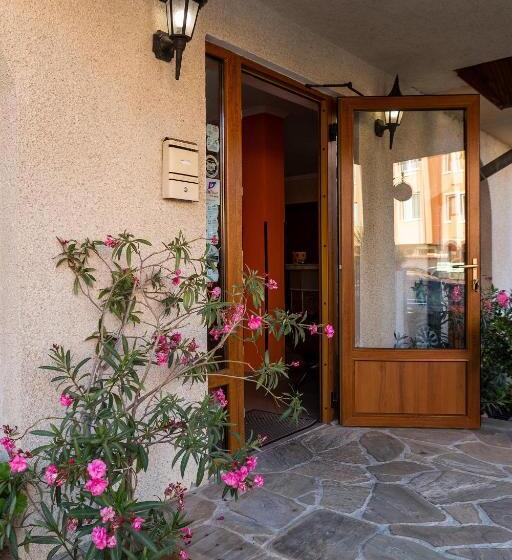 בית מלון כפרי хотел бриз