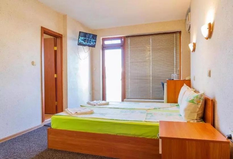 Hotelli хотел бриз