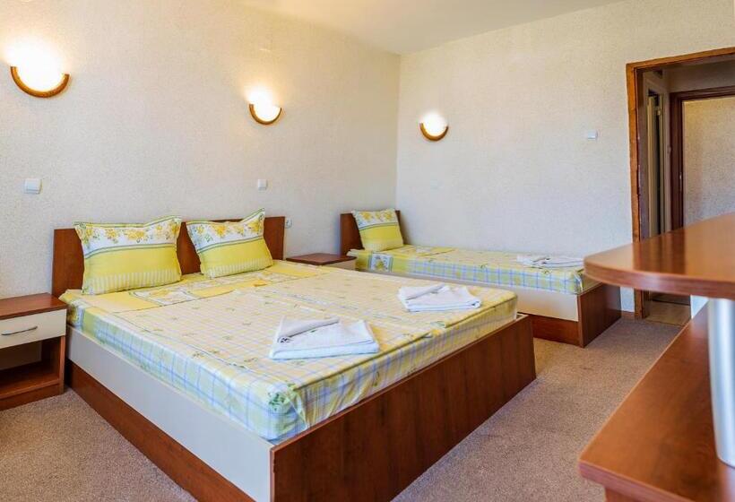 בית מלון כפרי хотел бриз