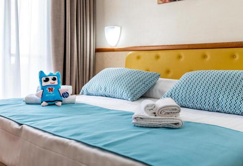 בית מלון כפרי Nicolaus Club La Giurlita