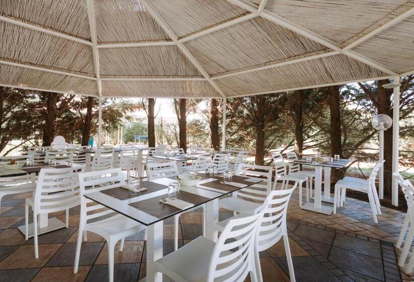 בית מלון כפרי Nicolaus Club La Giurlita