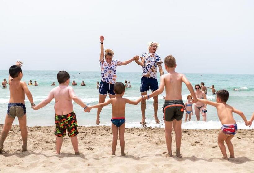 בית מלון כפרי Nicolaus Club La Giurlita