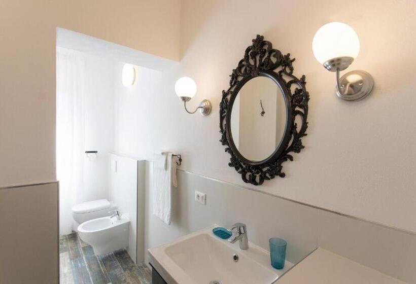 Residence Terme Isola D Elba Srl