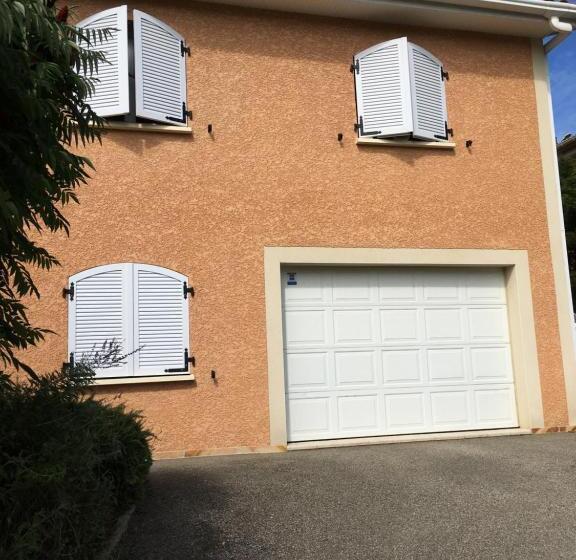 Bed and Breakfast Chambre Privé Entre Lyon Et St Etienne