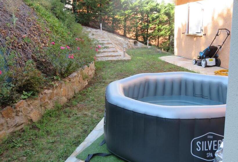 Bed and Breakfast Chambre Privé Entre Lyon Et St Etienne