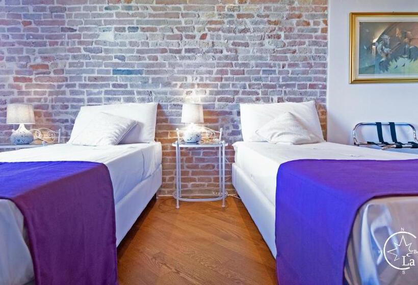 هتل B & B La Rotta