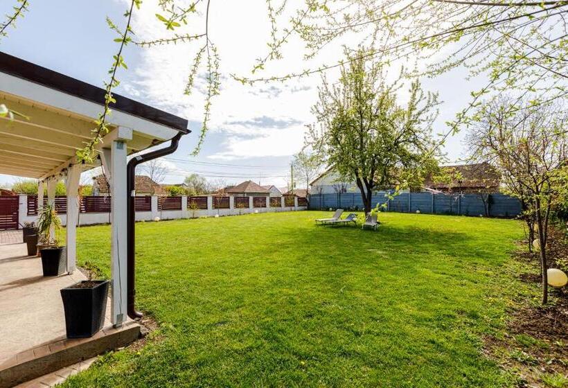 ペンション Gasthaus Sacalaz