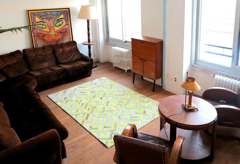 پانسیون Les Abeilles