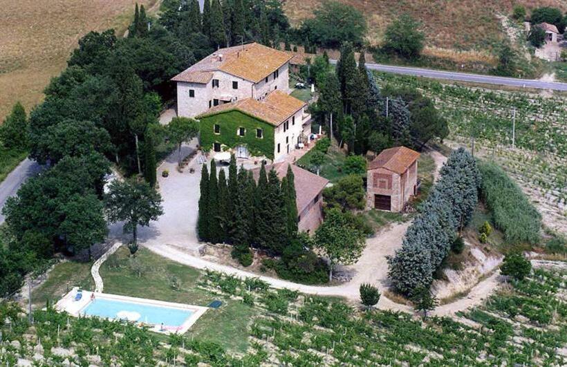 ホテル Room In Farmhouse Near San Gimignano