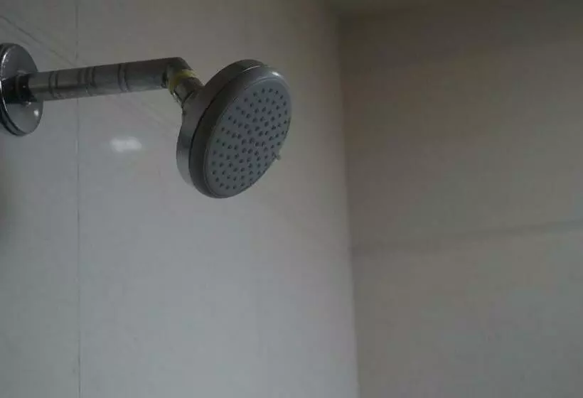ホテル Sai Sharada