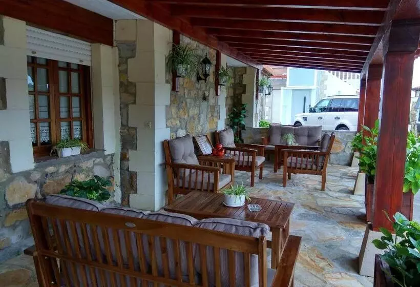 ペンション Hospedaje Vega