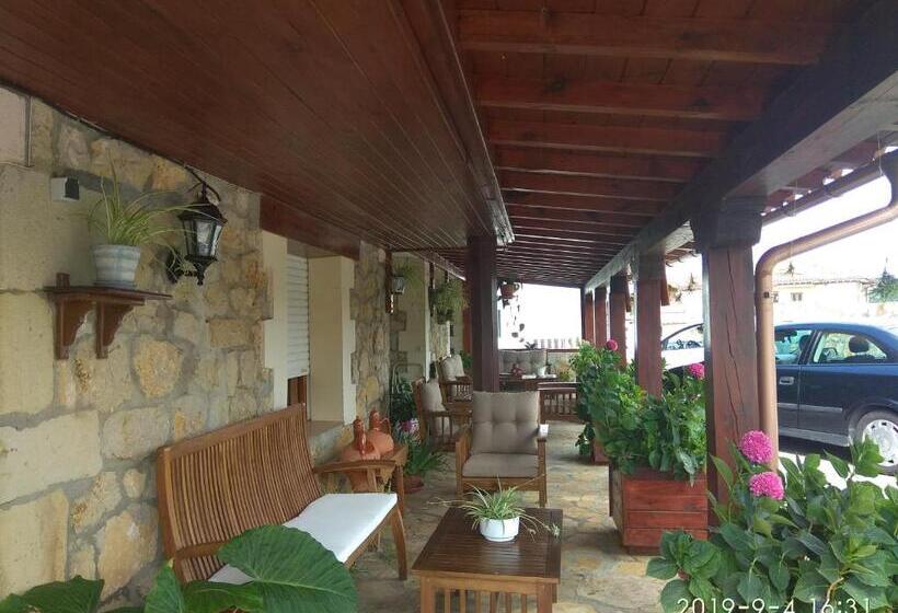 پانسیون Hospedaje Vega