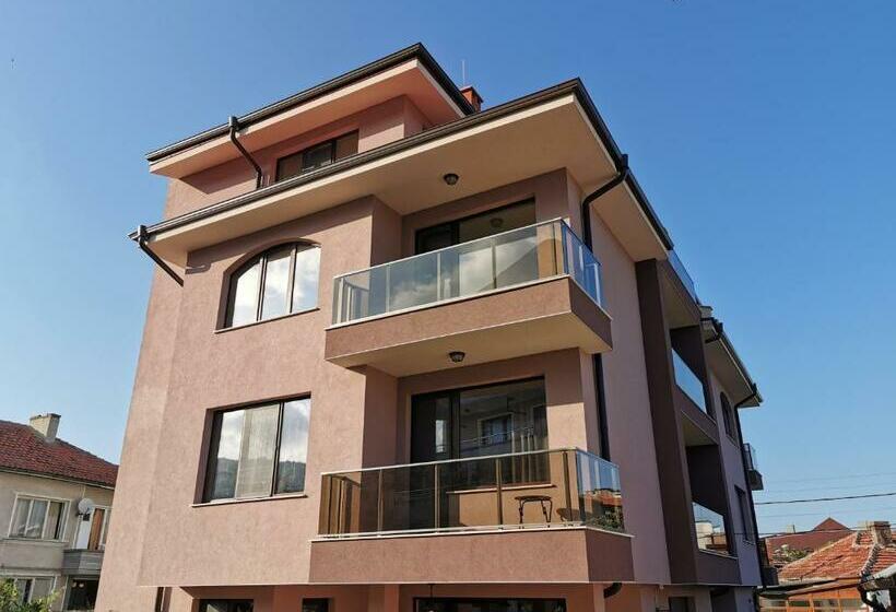 پانسیون Kazak