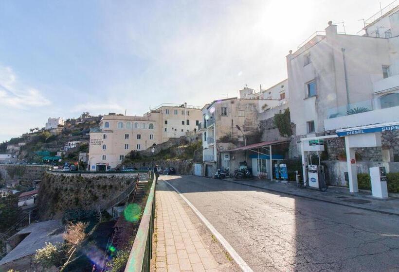 פנסיון Via Col Vento