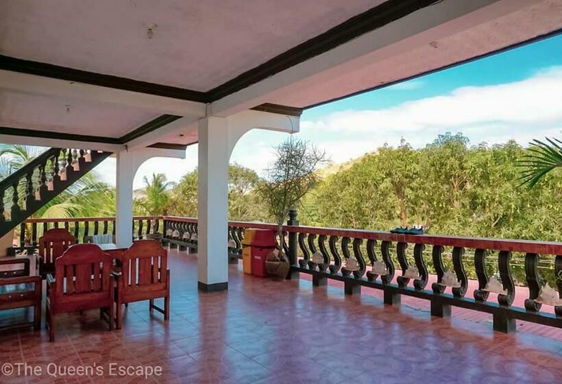 הוסטל King Michael Coron