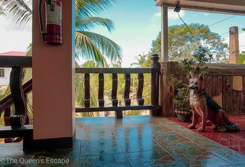 הוסטל King Michael Coron