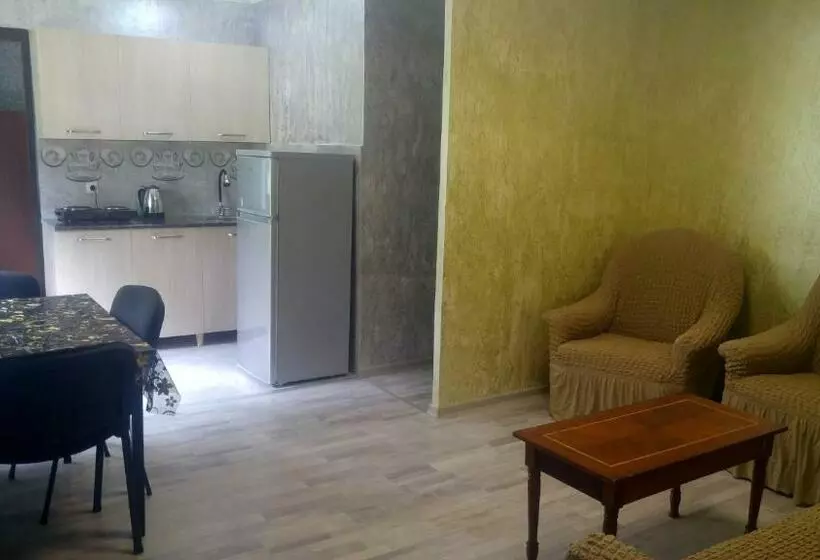 پانسیون Leohouse
