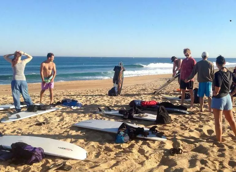 ユースホステル Shifting Sands Surf Camp