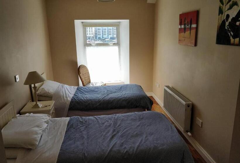 Barry S Bed And Breakfast