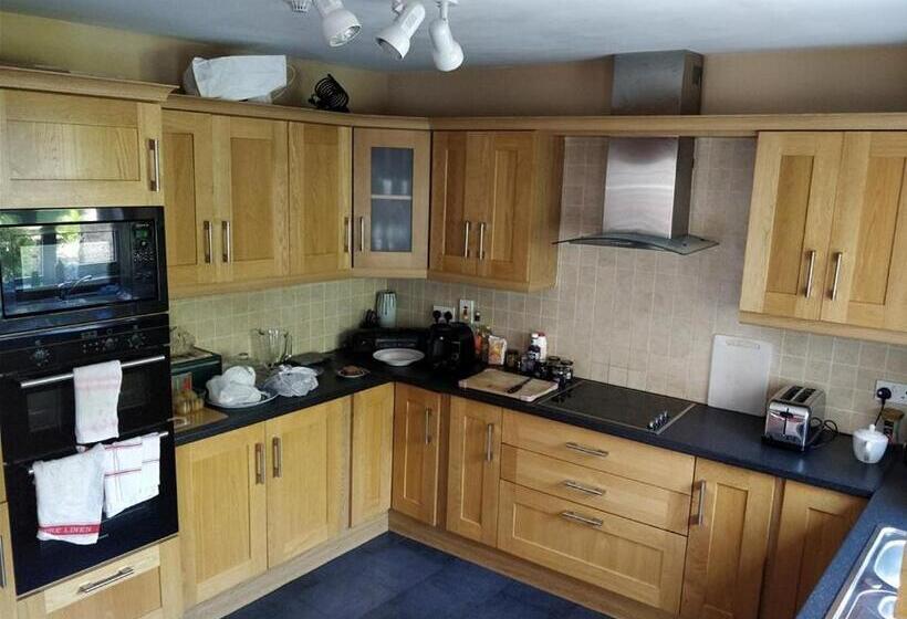 Barry S Bed And Breakfast